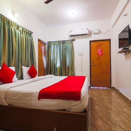 Fullmoon Beach Place Candolim Eksteriør billede